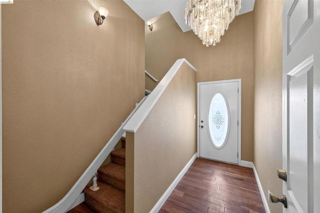 5600 Sandmound Blvd, Oakley, CA 94561