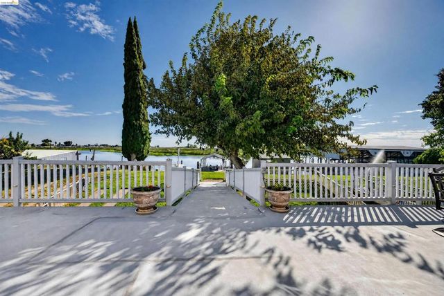5600 Sandmound Blvd, Oakley, CA 94561