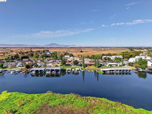 5600 Sandmound Blvd, Oakley, CA 94561