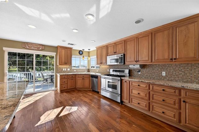 5600 Sandmound Blvd, Oakley, CA 94561