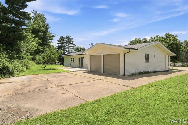 107 Little Hill Court, Ballwin, MO 63011