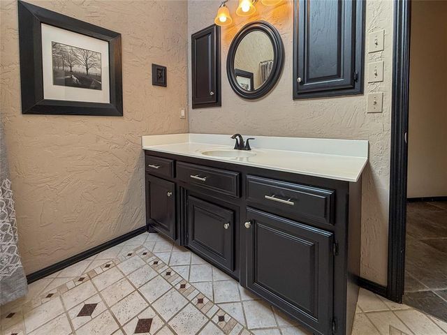 7428 NW 112th Street, Oklahoma City, OK 73162