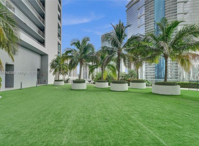 888 Biscayne Blvd 609, Miami, FL 33132
