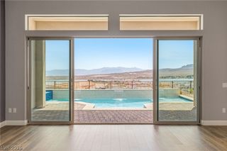 160 Stone Mesa Court, Henderson, NV 89011