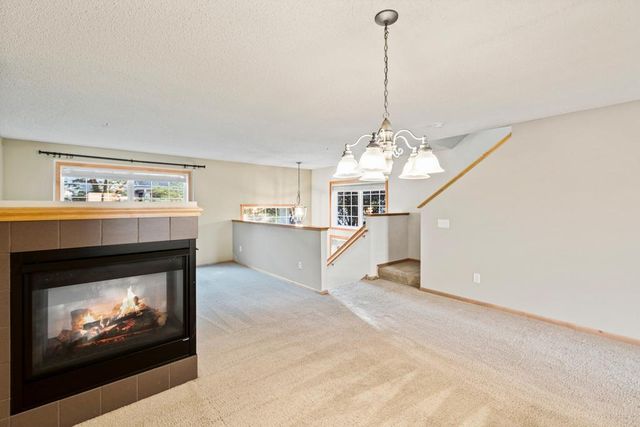 899 Ledgestone Drive, Mahtomedi, MN 55115
