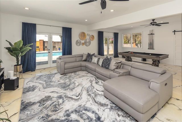 180 WARING RD, Memphis, TN 38117