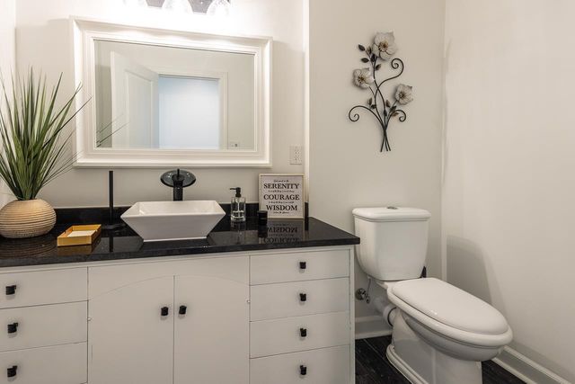 180 WARING RD, Memphis, TN 38117