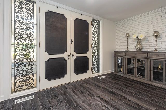 180 WARING RD, Memphis, TN 38117