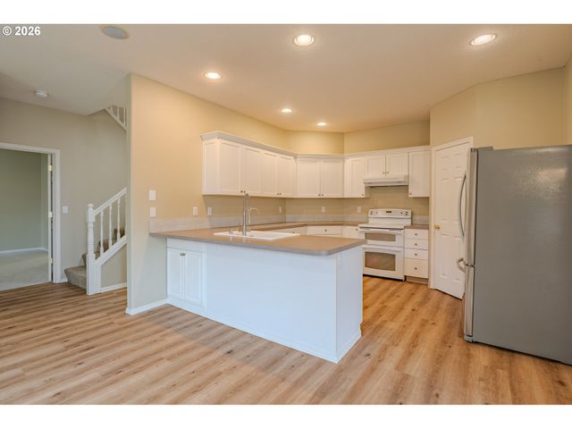 3108 Ne 170TH Pl, Vancouver, WA 98682