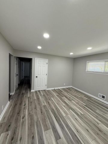 5759 N 95th STREET, Milwaukee, WI 53225