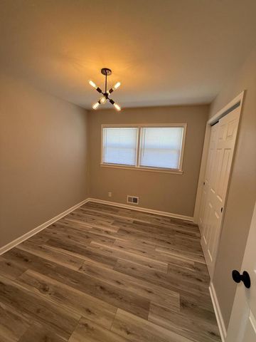 5759 N 95th STREET, Milwaukee, WI 53225
