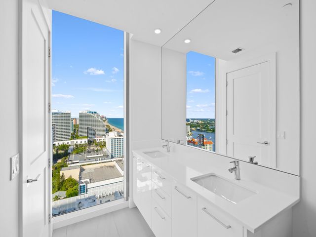 151 N Seabreeze Boulevard 1904-e, Fort Lauderdale, FL 33304