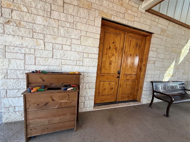 800 Shores Drive, Honey Grove, TX 75446