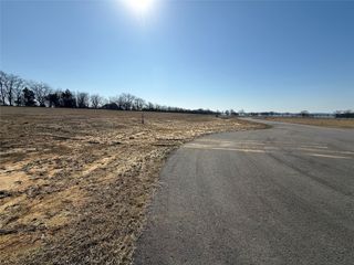 800 Shores Drive, Honey Grove, TX 75446