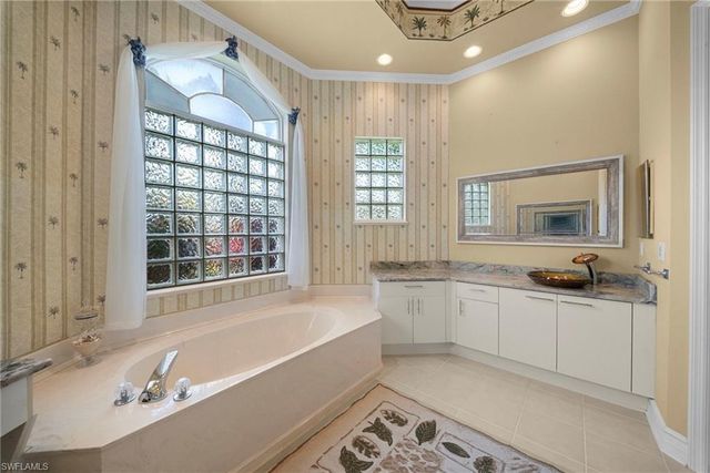1034 Port Orange WAY, Naples, FL 34120