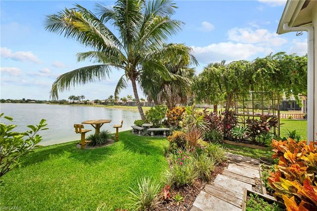 1034 Port Orange WAY, Naples, FL 34120