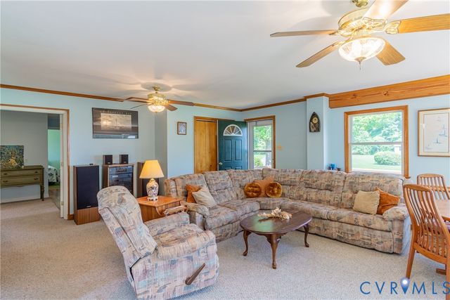 430 Pine Tree Rd, Center Cross, VA 22437
