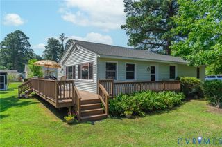 430 Pine Tree Rd, Center Cross, VA 22437