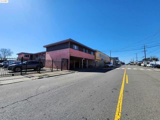 6663 Foothill Blvd., Oakland, CA 94605