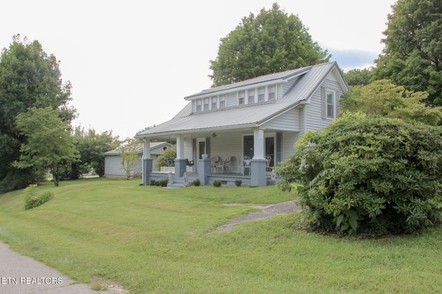 301 W Crawford Ave, Monterey, TN 38574