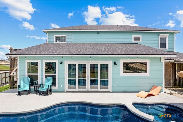 792 County Road 306 Road, Port Lavaca, TX 77979