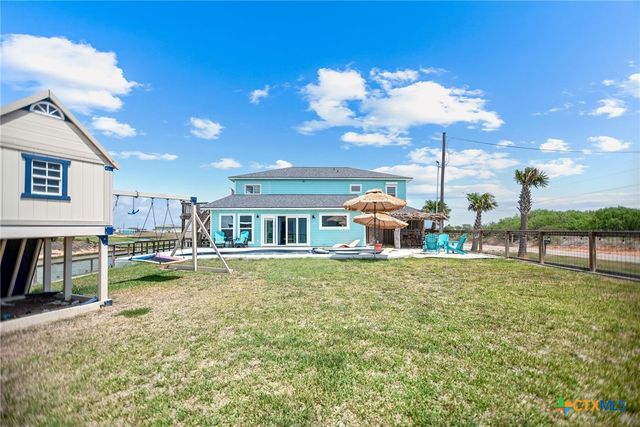 792 County Road 306 Road, Port Lavaca, TX 77979
