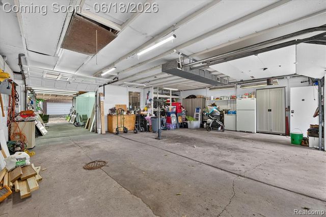 44850 Ecorse Road, Belleville, MI 48111