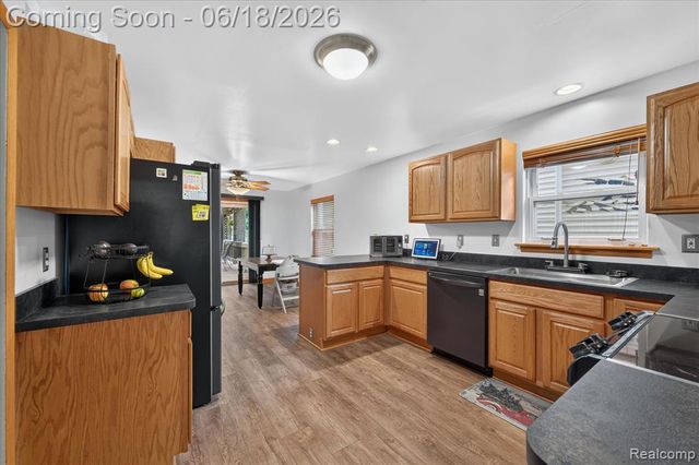 44850 Ecorse Road, Belleville, MI 48111