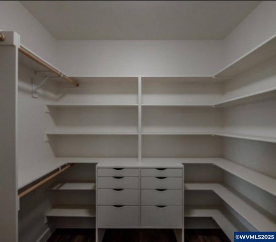 38802 NW Garden Dr, Scio, OR 97374