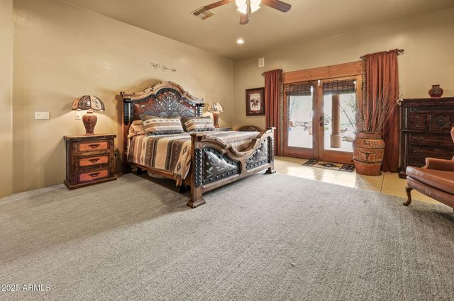 35450 S GOLD ROCK Circle, Wickenburg, AZ 85390