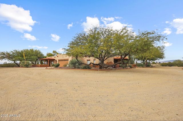 35450 S GOLD ROCK Circle, Wickenburg, AZ 85390