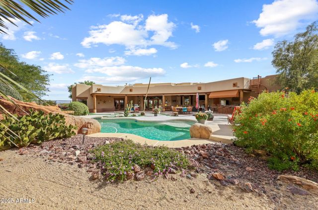 35450 S GOLD ROCK Circle, Wickenburg, AZ 85390