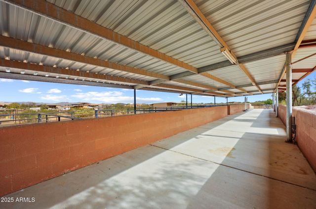 35450 S GOLD ROCK Circle, Wickenburg, AZ 85390