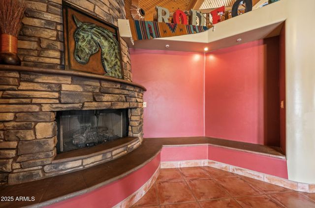 35450 S GOLD ROCK Circle, Wickenburg, AZ 85390