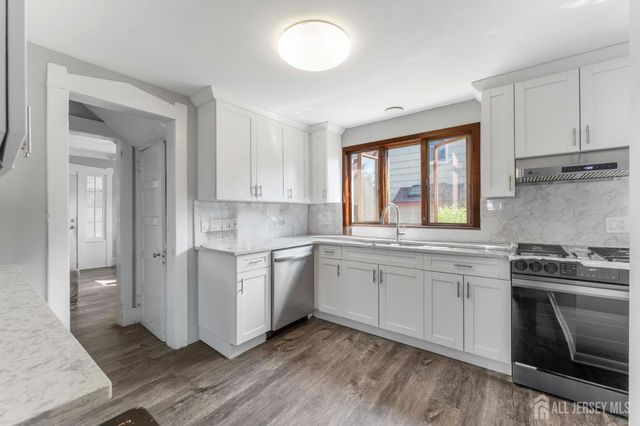 341 Mountainview Terrace, Dunellen, NJ 08812