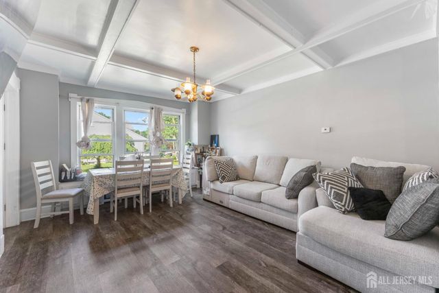 341 Mountainview Terrace, Dunellen, NJ 08812
