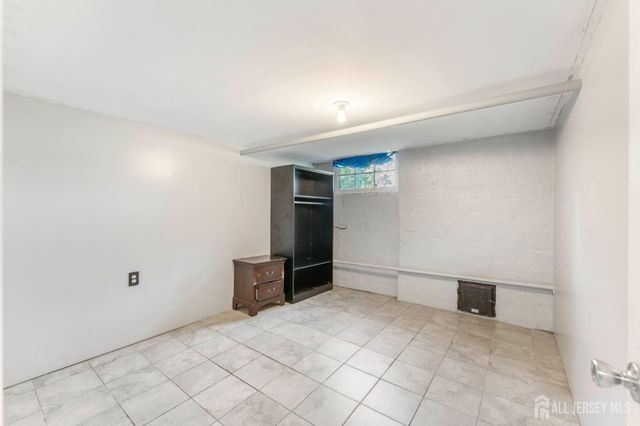 341 Mountainview Terrace, Dunellen, NJ 08812