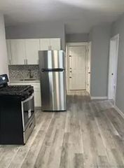 343 Pearl Street 2f, Bridgeport, CT 06608