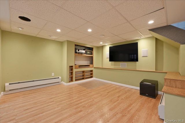 24 Catherine Avenue, Franklin Square, NY 11010