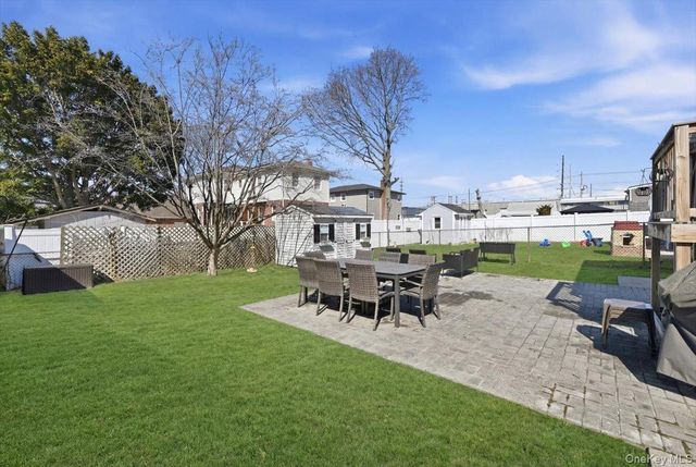 24 Catherine Avenue, Franklin Square, NY 11010