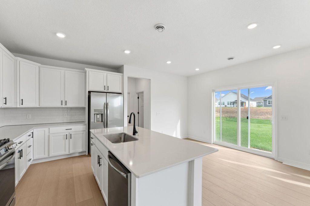7628 Lotus Lane, Lino Lakes, MN 55038 — photo 4