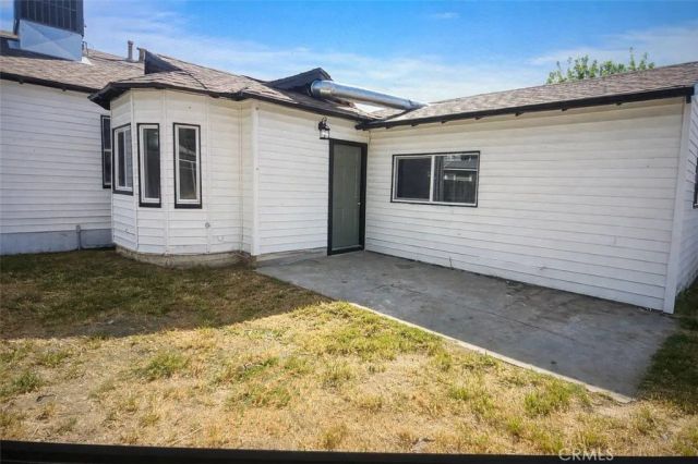 210 E Bush Street, Lemoore, CA 93245