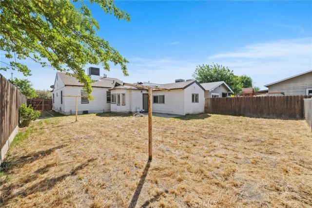 210 E Bush Street, Lemoore, CA 93245