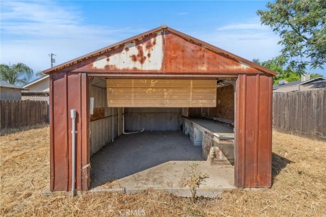 210 E Bush Street, Lemoore, CA 93245