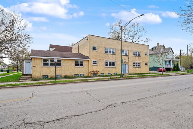 7600 S Marquette Avenue 1, Chicago, IL 60649