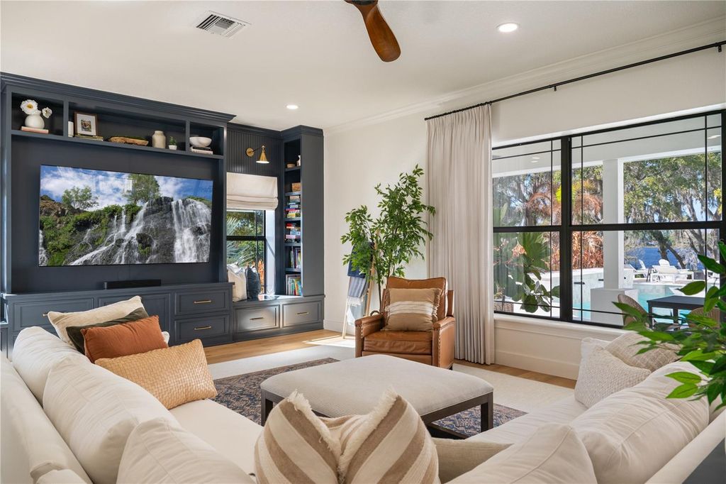 Image 18 of property listing at 5351 CARSON STREET, St Cloud, FL 34771