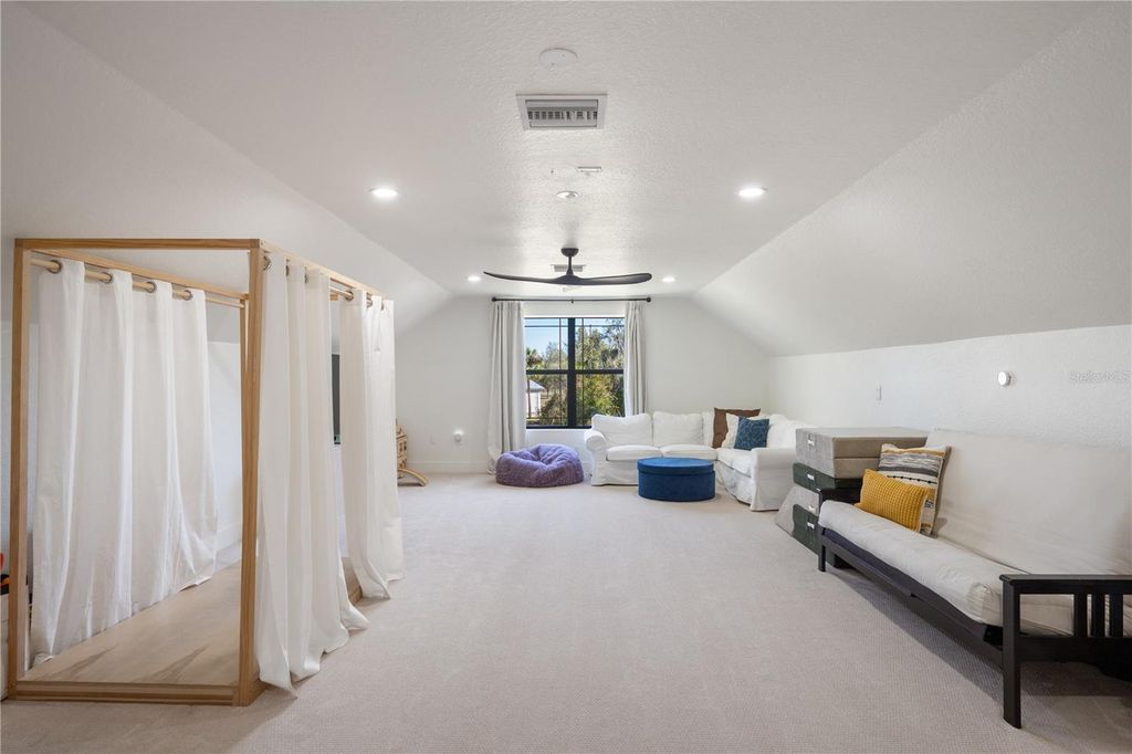 Image 33 of property listing at 5351 CARSON STREET, St Cloud, FL 34771