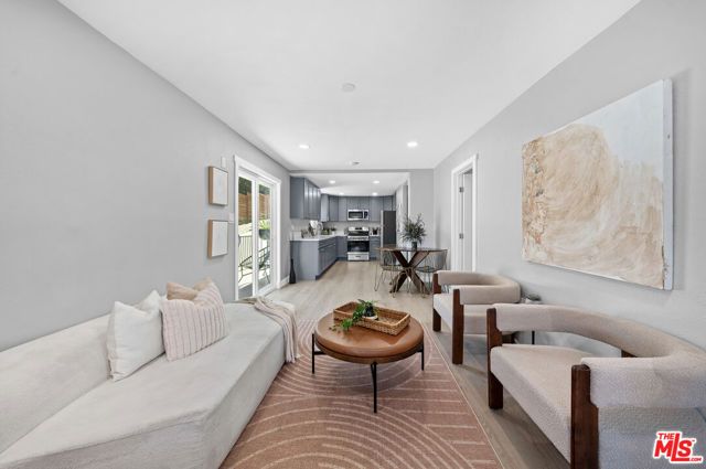 829 El Paso Drive, Los Angeles, CA 90042