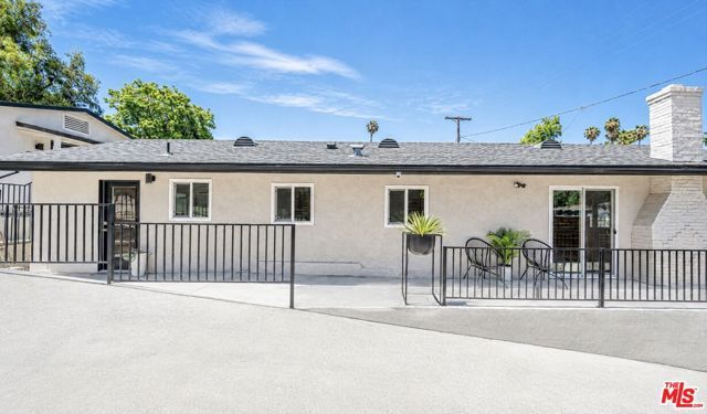 829 El Paso Drive, Los Angeles, CA 90042