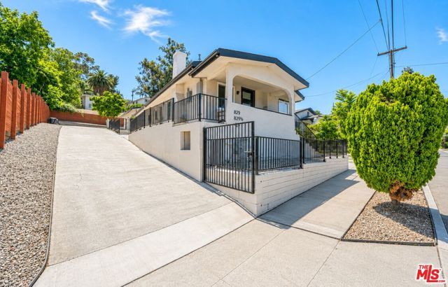 829 El Paso Drive, Los Angeles, CA 90042